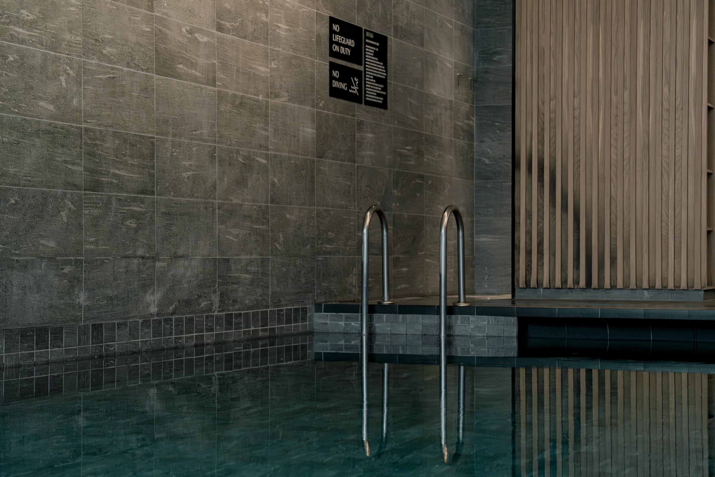 Indoor pool and wellness